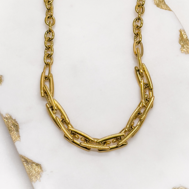Alpha Chunky Chain Necklace in 18k Gold-Plated Steel