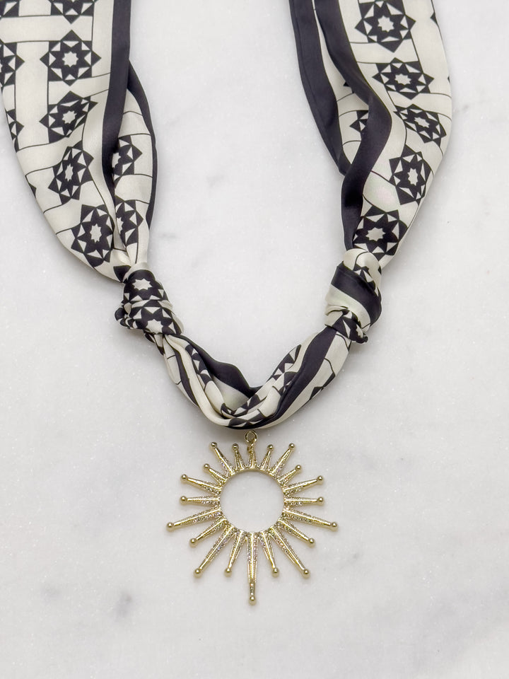 Winslow Scarf Necklace