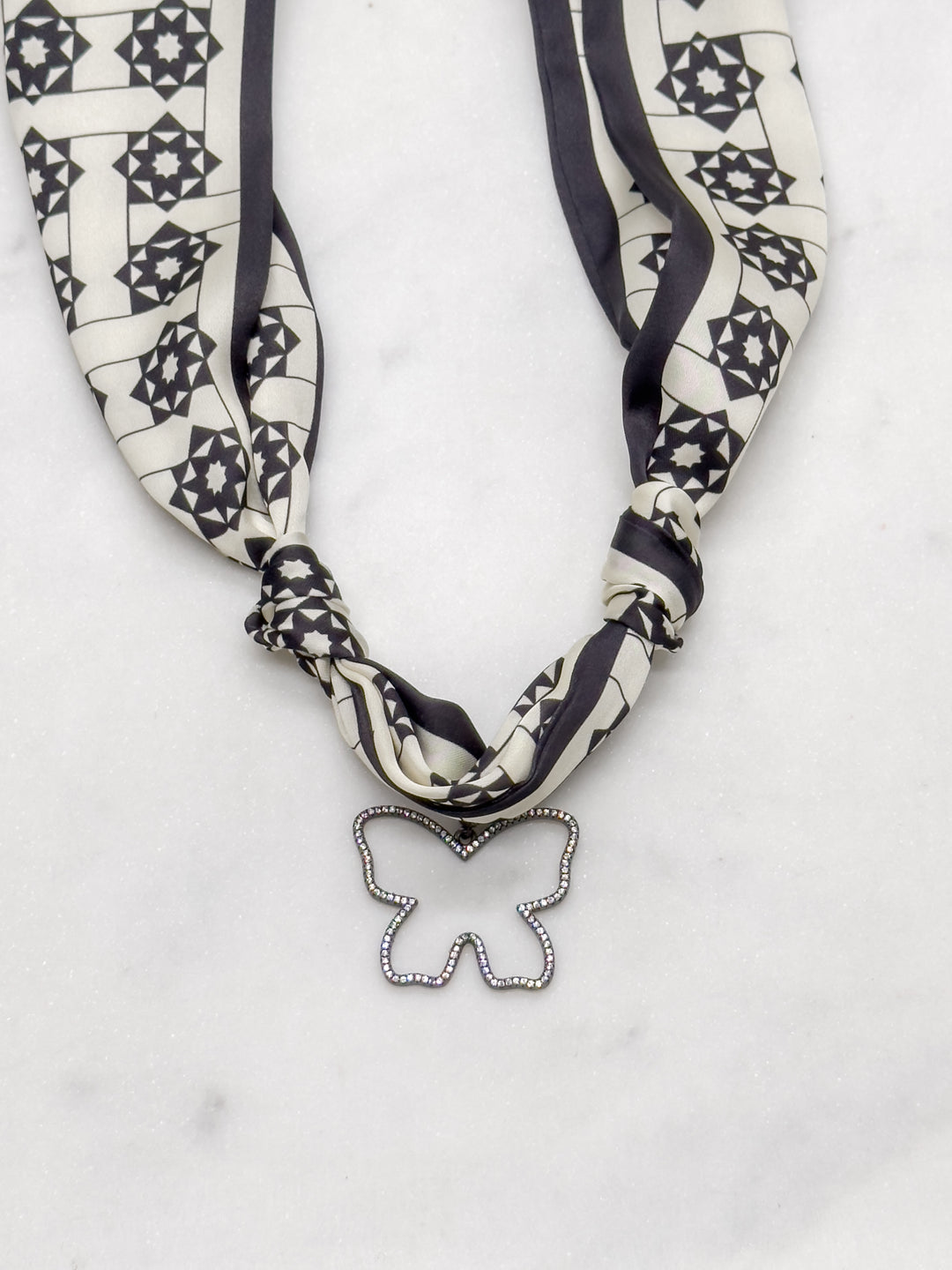 Winslow Scarf Necklace