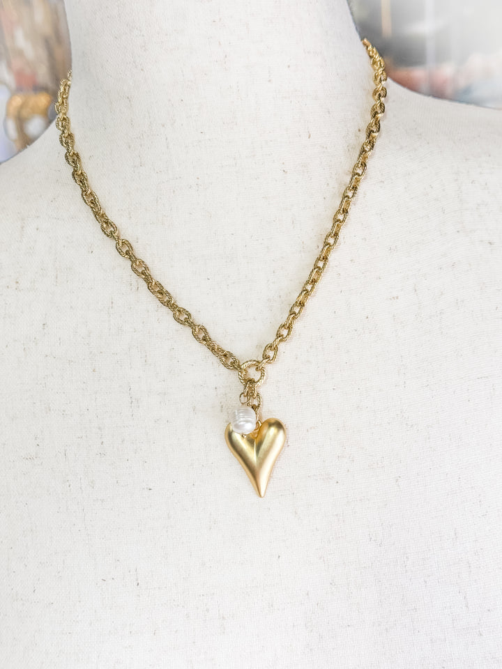 True Love Matte Heart Pearl Necklace
