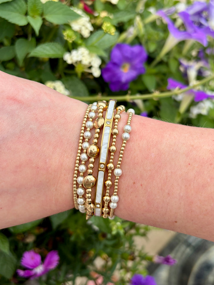 Blythe Mother of Pearl Bangle