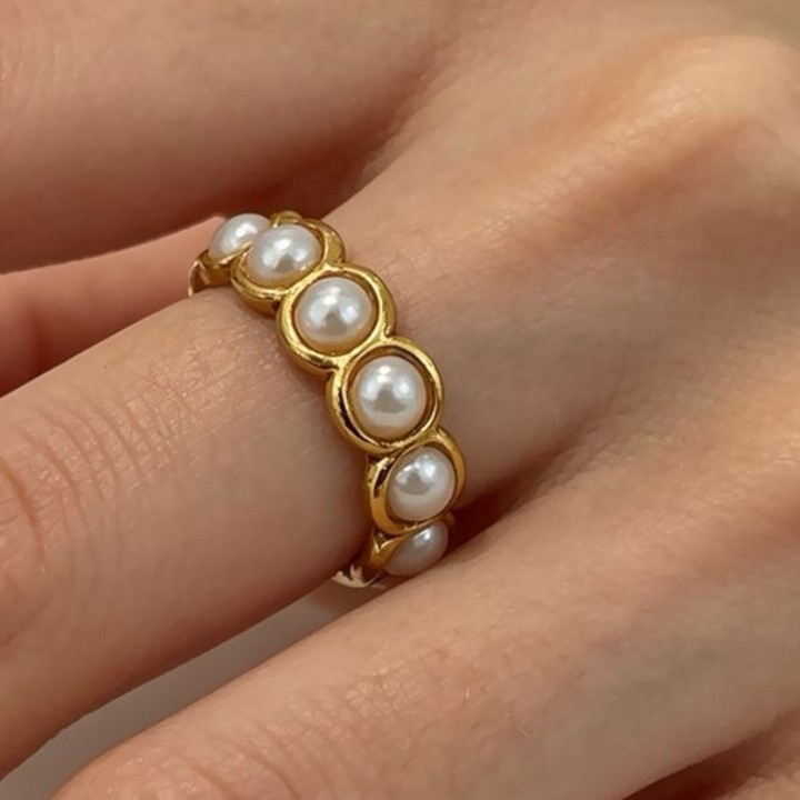 Eloise Ring