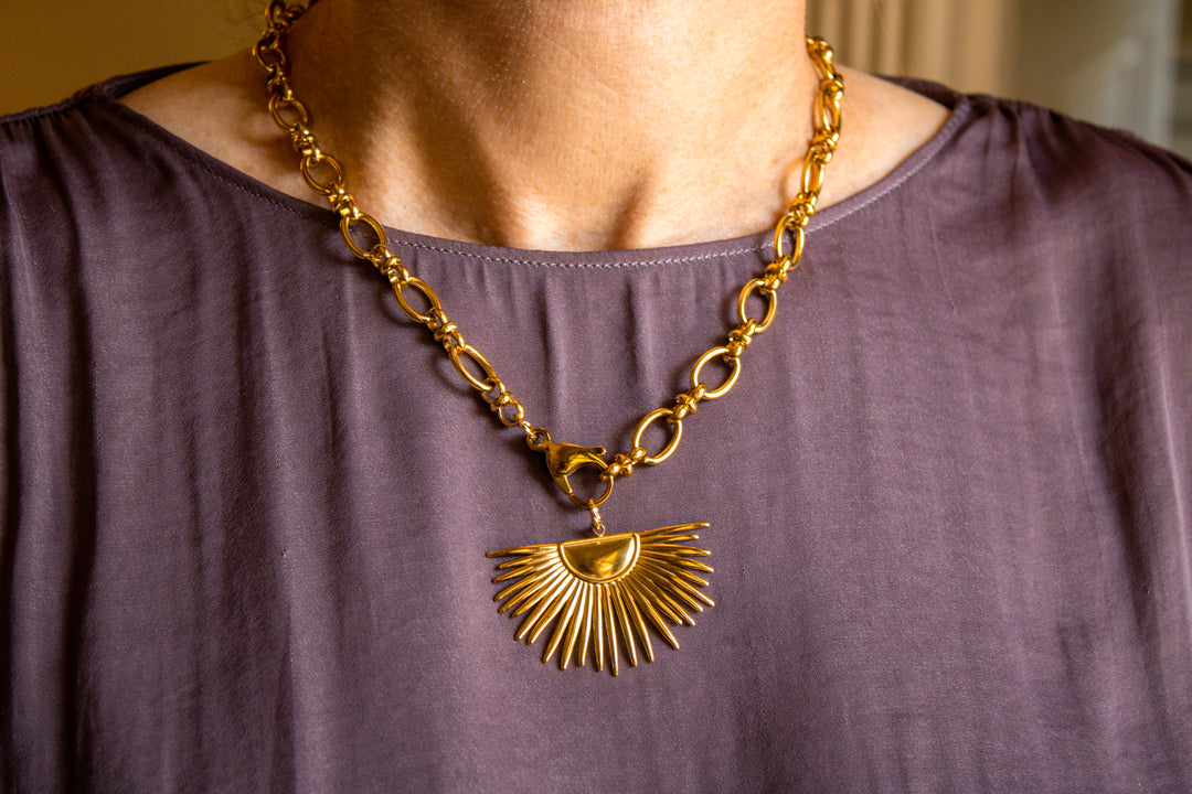 Ellis Sunray Necklace