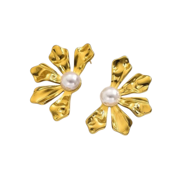 Fan Flower Pearl Studs