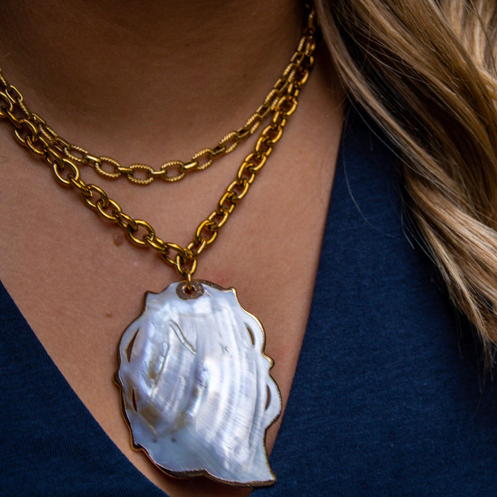 Wanderlust Shell Necklace