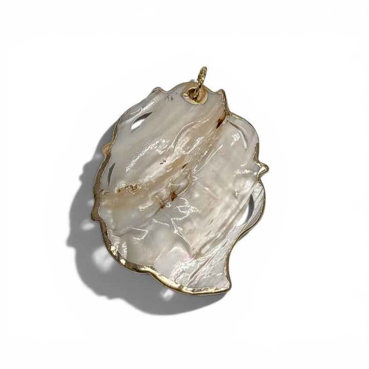 Calypso Shell Pendant