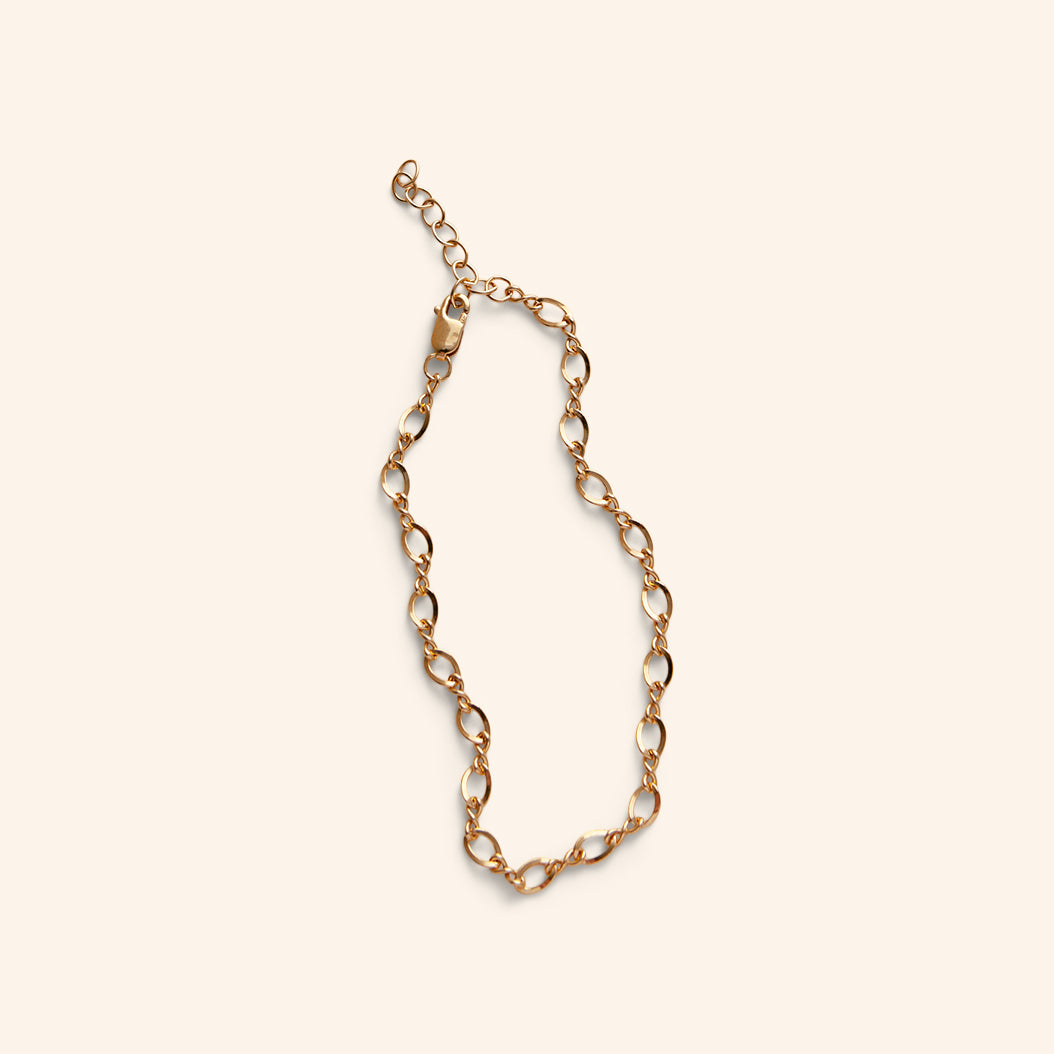 Figure 8 Chain Bracelet in Gold-Filled